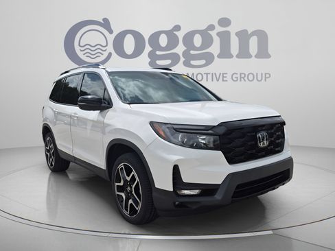 Certified 2023 Honda Passport Elite image 8