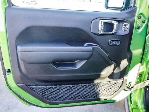 New 2025 Jeep Wrangler Rubicon w/ Xtreme 35 Tire Package image 22