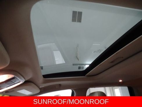 Used 2020 Jeep Grand Cherokee Limited AWD/4WD image 11