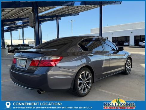 Used 2015 Honda Accord Sport image 4