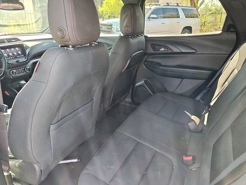 Used 2022 Chevrolet TrailBlazer RS w/ Technology Package FWD image 21