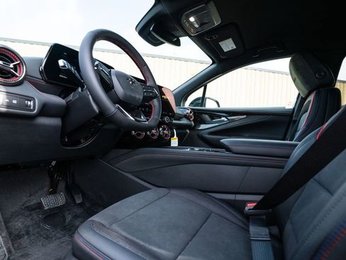 New 2026 Chevrolet Blazer EV RS image 13