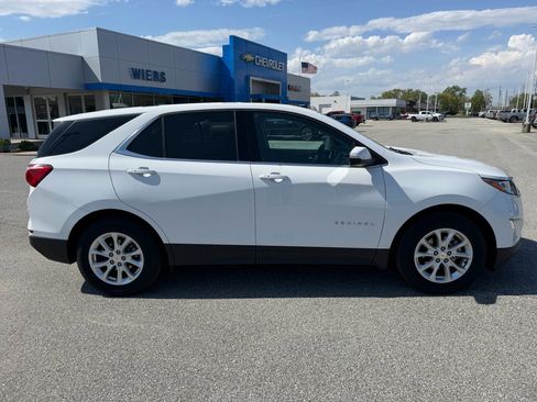 Used 2018 Chevrolet Equinox LT FWD image 3