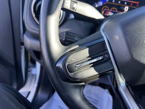 Used 2024 Chevrolet Colorado LT image 19