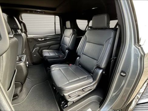 Used 2022 GMC Yukon XL Denali image 21