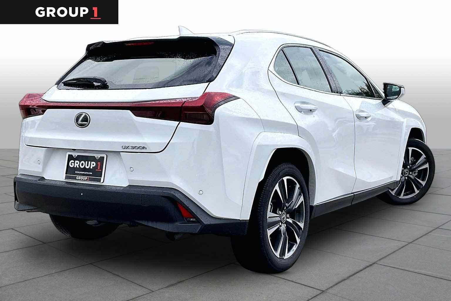 Used 2026 Lexus UX 300h FWD w/ Cold Area Package image 10