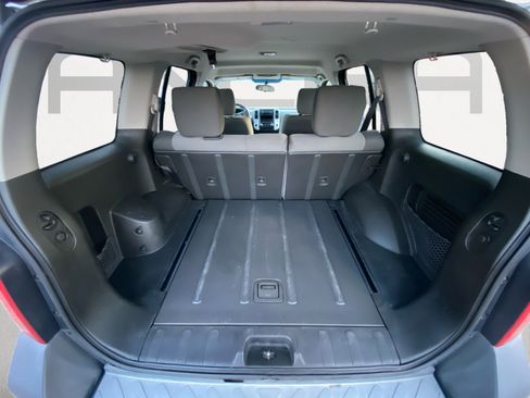 Used 2012 Nissan Xterra S image 12