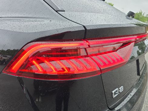 Used 2019 Audi Q8 Prestige AWD/4WD image 33