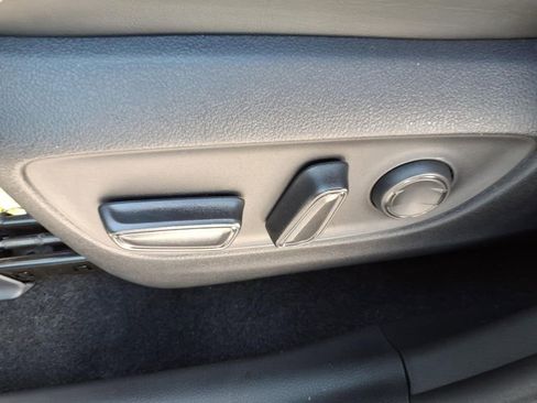 Used 2023 Toyota RAV4 XLE Premium image 16