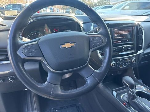 Used 2021 Chevrolet Traverse LT w/ LPO, 'HIT The Road' Package image 8