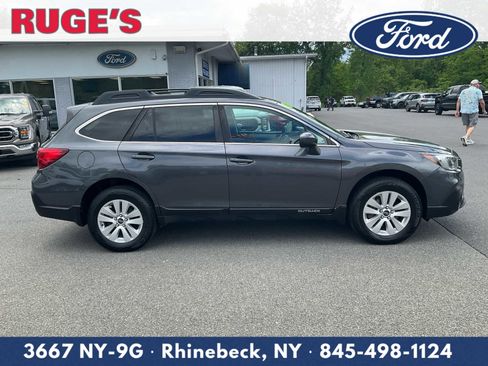 Used 2018 Subaru Outback 2.5i Premium AWD/4WD image 2