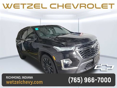 Used 2023 Chevrolet Traverse RS AWD/4WD image 3