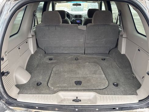Used 2004 Chevrolet TrailBlazer LS w/ LS Preferred Equipment Group image 10