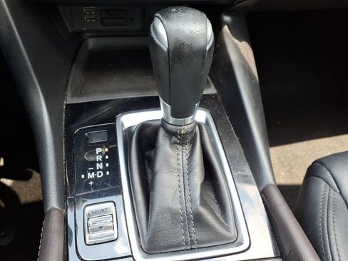 Used 2018 MAZDA MAZDA3 Touring FWD image 22