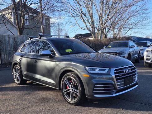 Used 2019 Audi SQ5 Premium Plus w/ Premium Plus Package image 8