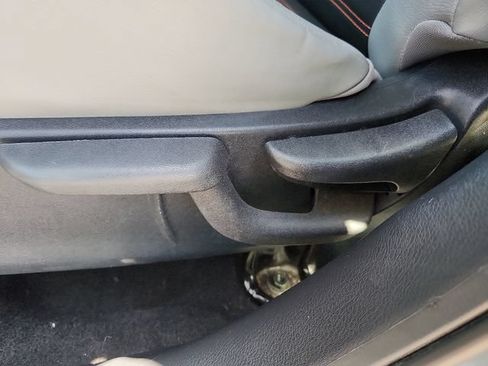 Used 2021 Nissan Kicks SR w/ SR Premium Package FWD image 14