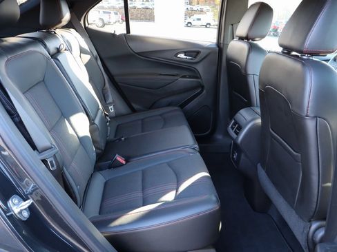 Used 2022 Chevrolet Equinox RS image 17