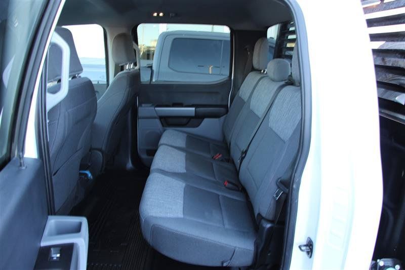 Used 2025 Ford F350 XLT AWD/4WD image 13