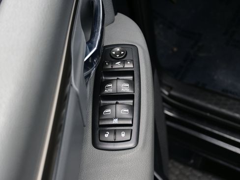 Used 2016 RAM 1500 Big Horn image 11