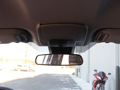 Used 2020 Toyota Camry LE image 30