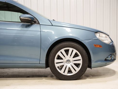 Used 2009 Volkswagen Eos Komfort FWD image 22