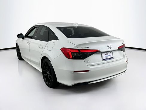 Used 2023 Honda Civic Sport image 7