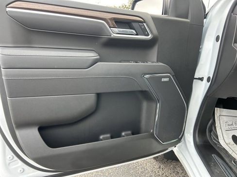 Certified 2026 Chevrolet Silverado 1500 LT Trail Boss w/ Safety Package image 11