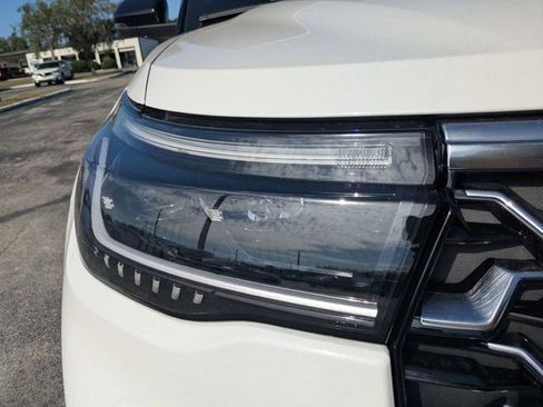 New 2026 Ford Explorer Platinum RWD image 11