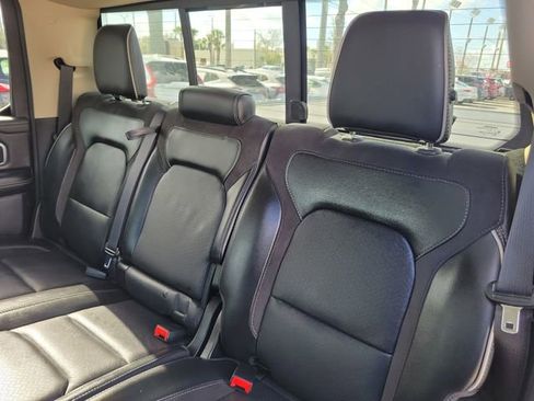 Used 2020 RAM 1500 Laramie image 9