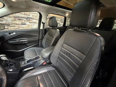 Used 2015 Ford Escape Titanium w/ Equipment Group 301A AWD/4WD image 12