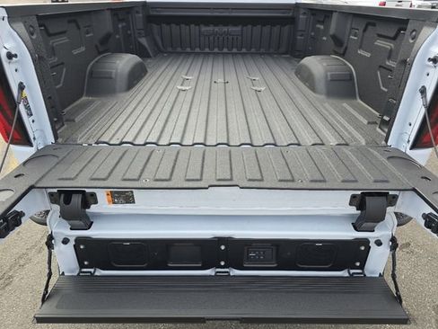 New 2026 GMC Sierra 3500 Denali Ultimate image 32