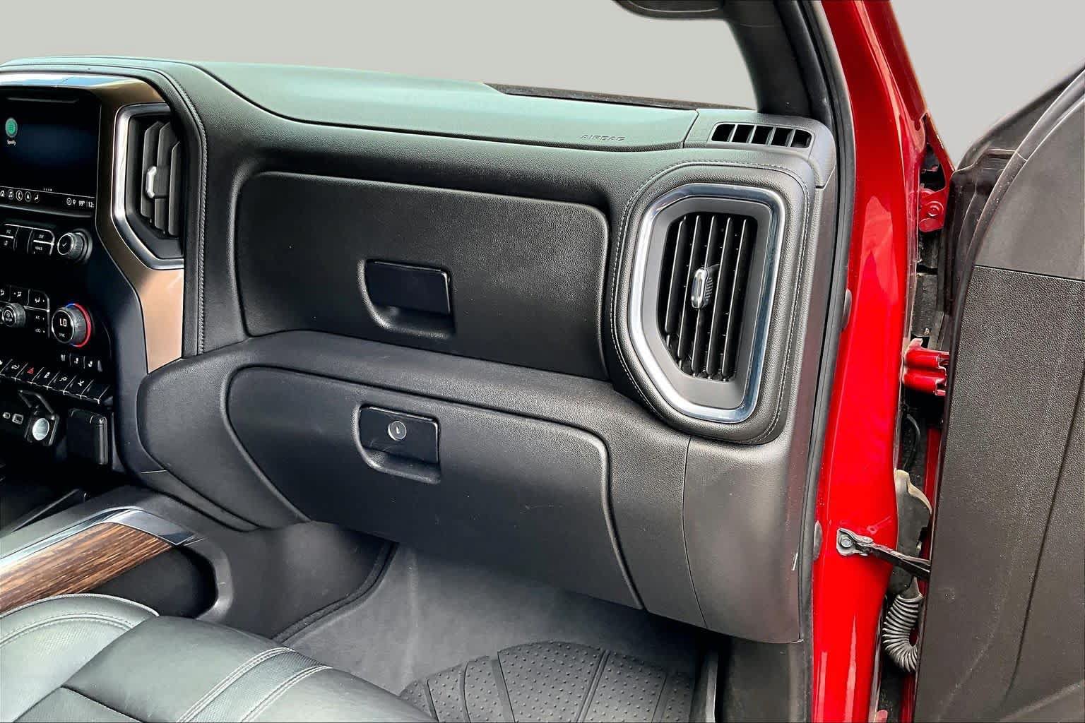 Used 2021 Chevrolet Silverado 1500 High Country w/ Technology Package AWD/4WD image 18