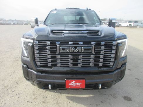 New 2026 GMC Sierra 2500 Denali Ultimate image 12