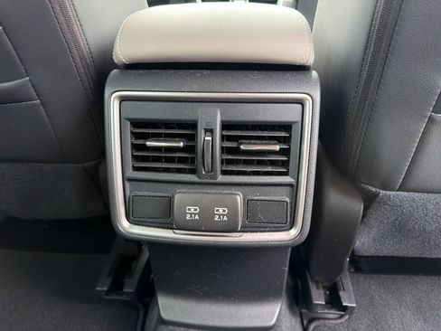 Used 2021 Subaru Forester Limited AWD/4WD image 26