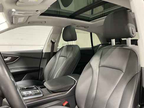 Used 2021 Audi Q8 Premium Plus w/ Premium Plus Package AWD/4WD image 15
