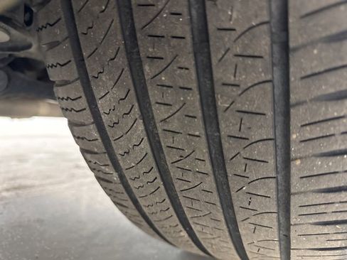 Used 2023 Ford Explorer Limited w/ Equipment Group 301A image 38