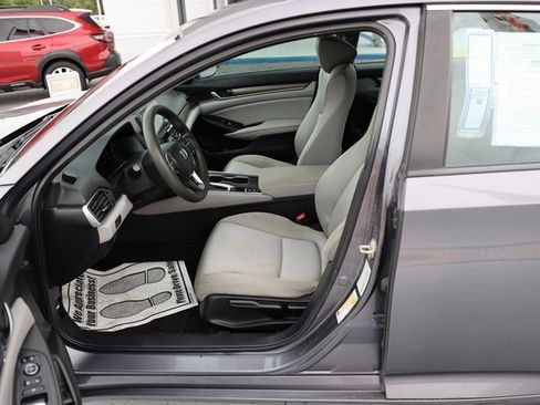 Used 2020 Honda Accord LX image 12