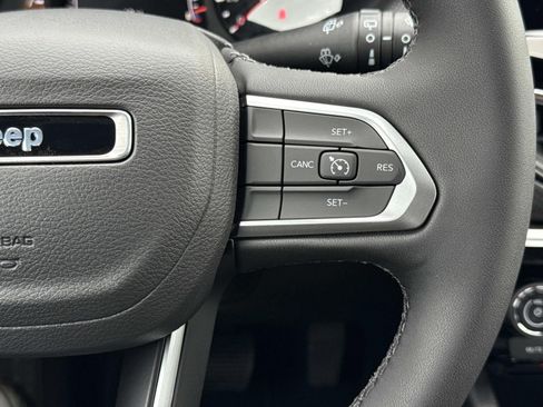 New 2026 Jeep Compass Latitude AWD/4WD image 7
