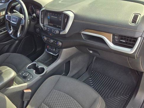 Certified 2021 GMC Terrain SLE w/ Driver Convenience Package FWD image 19