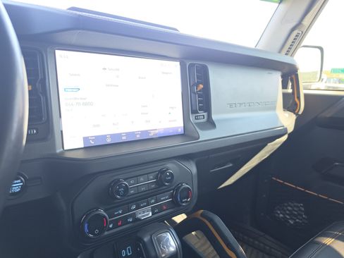 Used 2024 Ford Bronco Badlands AWD/4WD image 22