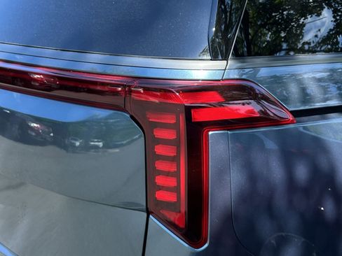 New 2026 Kia Carnival SX Prestige FWD image 14