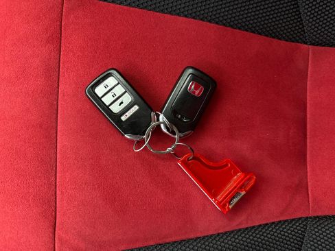 Used 2018 Honda Civic Type R image 54