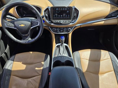 Used 2018 Chevrolet Volt Premier w/ Driver Confidence Package FWD image 24