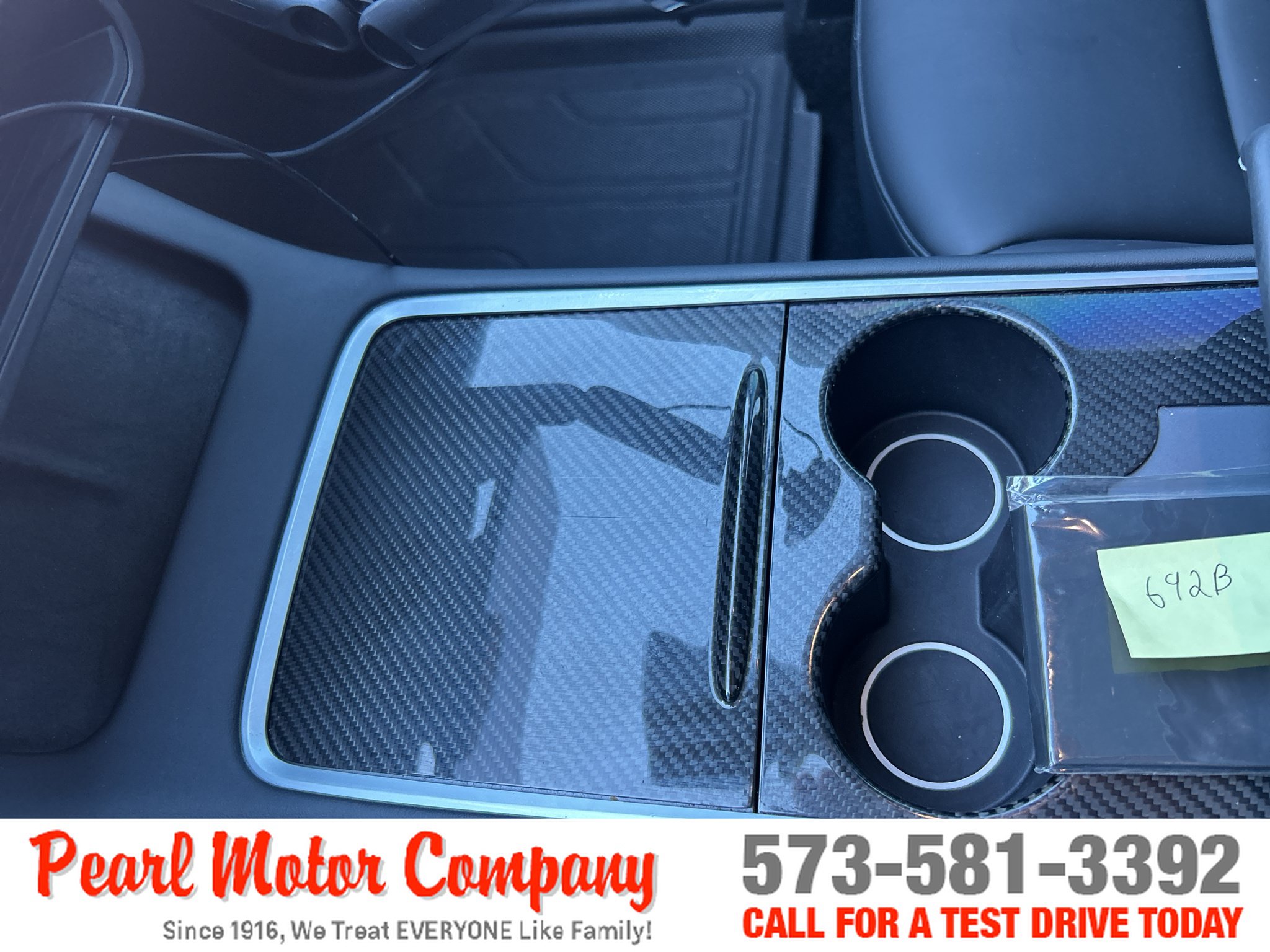 Used 2024 Tesla Model Y Long Range AWD/4WD image 13