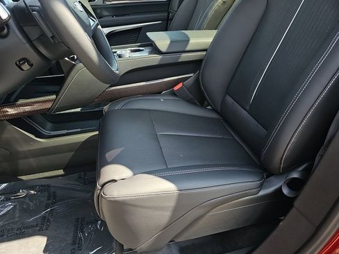 New 2026 Cadillac Vistiq Luxury image 29