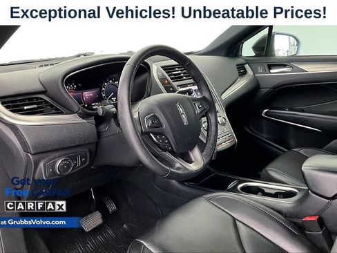 Used 2019 Lincoln MKC Premiere FWD image 16