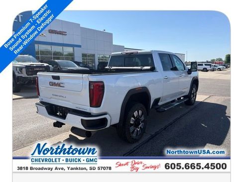 Used 2024 GMC Sierra 2500 Denali w/ Denali Reserve Package AWD/4WD image 9