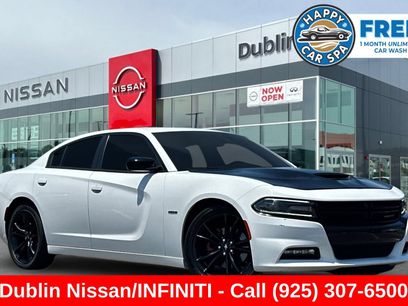 Used 2018 Dodge Charger R/T w/ Blacktop Package