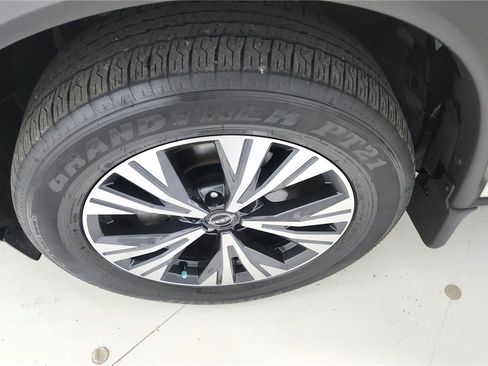Used 2023 Nissan Rogue SV FWD image 30