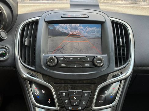 Used 2014 Buick LaCrosse Leather FWD image 20